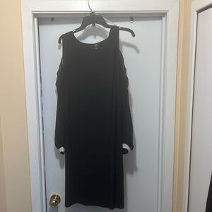 Beautiful elegant knee length dress. With rhinestone cuffs